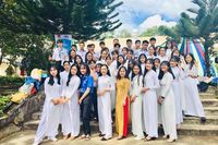 Cô giáo Đắk Nông đưa học trò ra thế giới