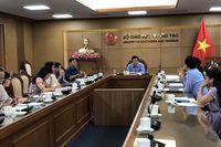 Hoàn thiện thông tư ban hành Chương trình làm quen với tiếng Anh dành cho trẻ em mẫu giáo