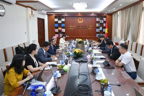 Bộ trưởng Nguyễn Kim Sơn tiếp Phó Chủ tịch Viện Khảo thí Giáo dục Hoa Kỳ