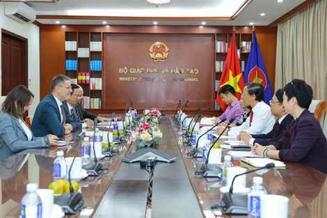 Đẩy mạnh hoạt động giảng dạy tiếng Pháp tại Việt Nam