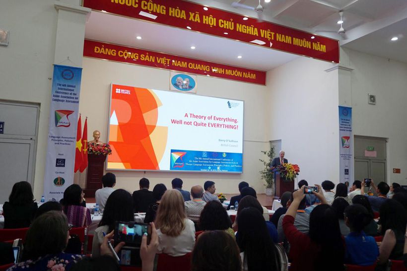 Nguyên tắc, lý thuyết và thực tiễn trong kiểm tra đánh giá ngôn ngữ4.jpg